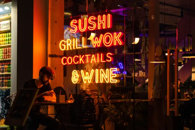 Центр Сочи - средоточие яркой жизни города, калейдоскоп эмоций и впечатлений, а также отличное место для насыщенной жизни #1