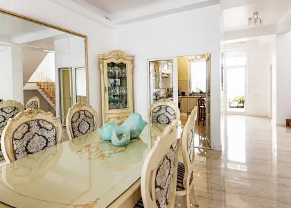 Дом в коттеджном городке, 277 м² - фото 1