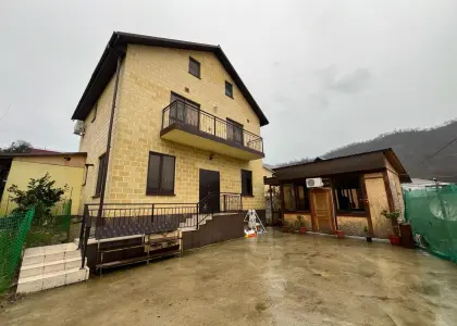 Дом, 172 м² - фото 1