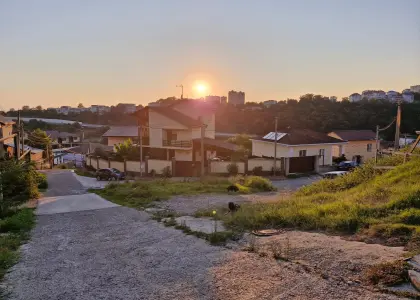 Земельный участок, 637 м² - фото 1