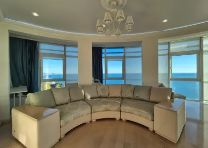 3-комнатная квартира, 150 м² - фото 1