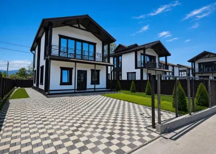 Дом в коттеджном городке, 140 м² - фото 1
