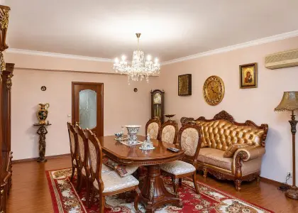 4-комнатная квартира, 260 м² - фото 1