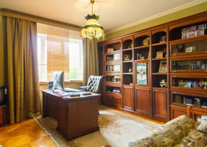 Дом, 370 м² - фото 1