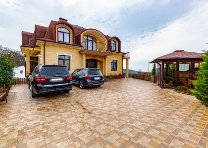 Дом, 443 м² - фото 1