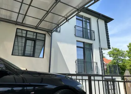 Дом, 198 м² - фото 1