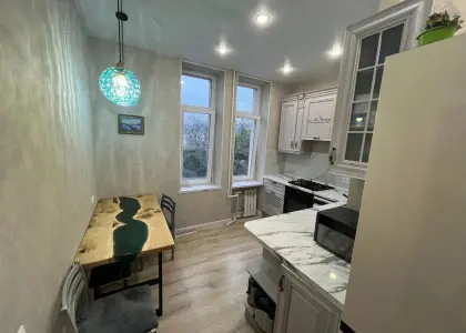 3-комнатная квартира, 72 м² - фото 1