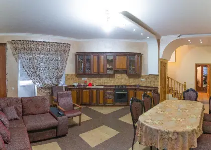 8-комнатная квартира, 150 м² - фото 1