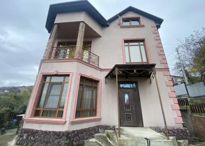 Дом, 307 м² - фото 1