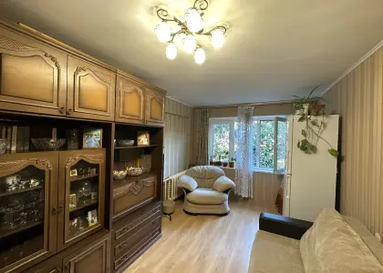 Продажа квартиры на Светлане - фото 1