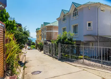 Дом в коттеджном городке, 309 м² - фото 1