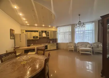 3-комнатная квартира, 140 м² - фото 1