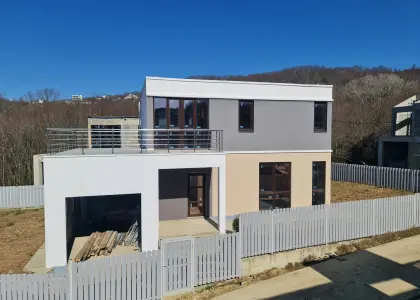 Дом, 190 м² - фото 1