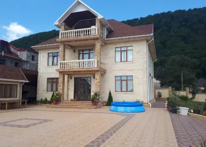 Дом, 420 м² - фото 1