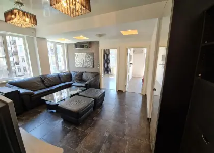 3-комнатная квартира, 60 м² - фото 1