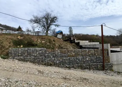 Земельный участок, 4.2 сотки - фото 1