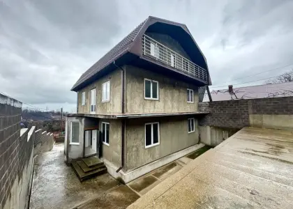 Дом, 294 м² - фото 1