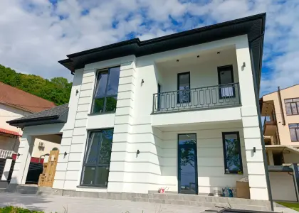 Дом, 230 м² - фото 1