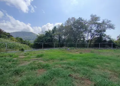 Участок с разрешением на строительство - фото 1