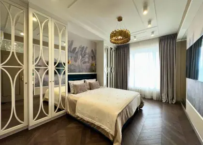 Студия, 130 м² - фото 1