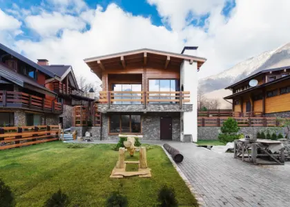 Дом в коттеджном городке, 700 м² - фото 1