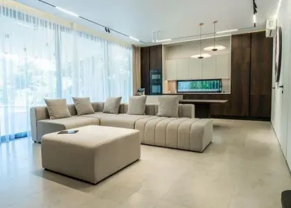 Дом, 250 м² - фото 1