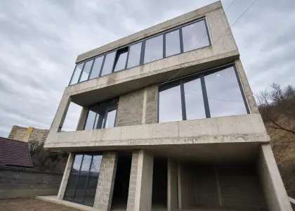 Дом, 210 м² - фото 1