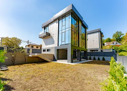 Дом, 249 м² - фото 1