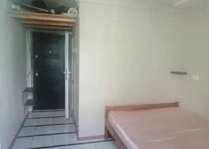 Студия 15 м2 в малосемейке на Ареде - фото 1
