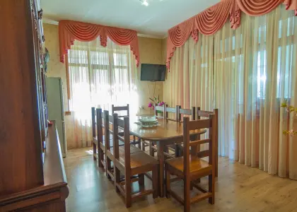 Дом в коттеджном городке, 242 м² - фото 1