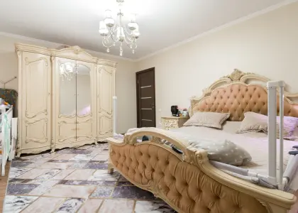 3-комнатная квартира, 84 м² - фото 1