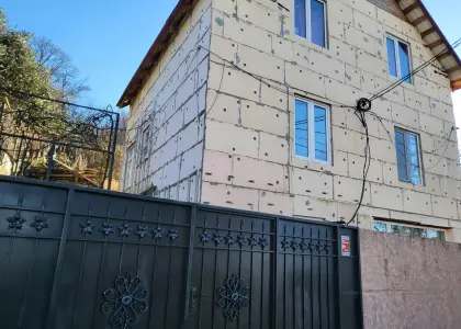 Дом, 180 м² - фото 1