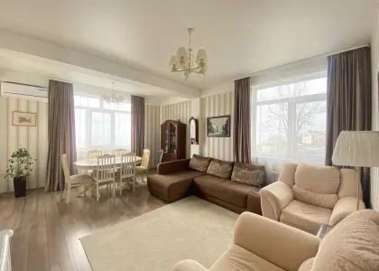 Дом, 276 м² - фото 1