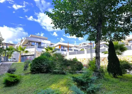 Дом, 200 м² - фото 1