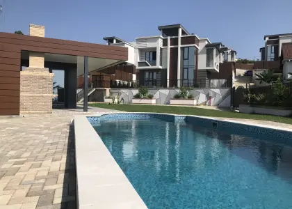 Дом с бассейном! - фото 1