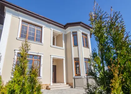 Дом, 230 м² - фото 1