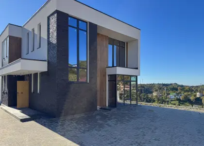 Дом в коттеджном городке, 180 м² - фото 1