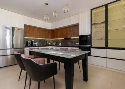 Дом, 267.4 м² - фото 1