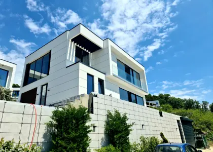 Дом в коттеджном городке, 220 м² - фото 1