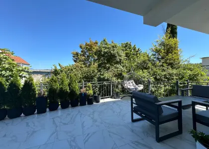 Дом, 198 м² - фото 1