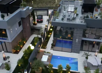 Дом в коттеджном городке, 262 м² - фото 1