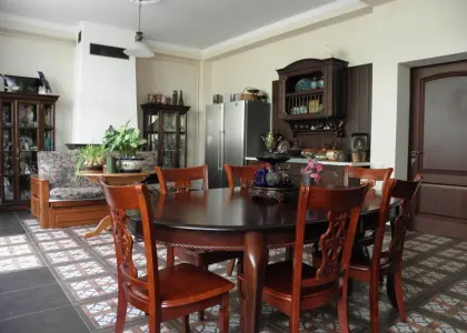 Дом, 320 м² - фото 1