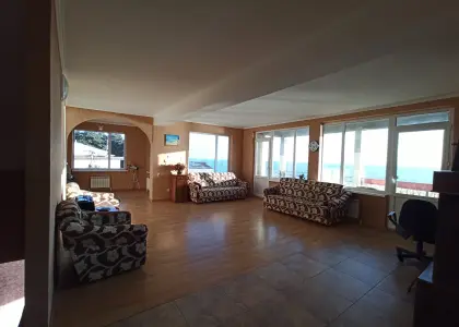 Дом, 404 м² - фото 1