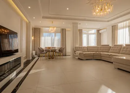 Дом, 253 м² - фото 1