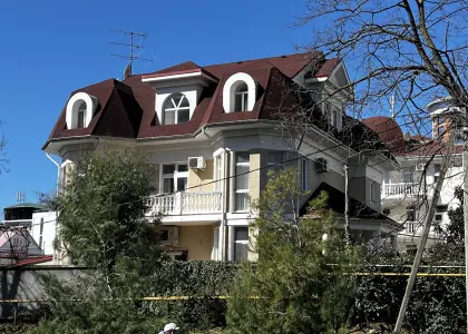 Дом, 400 м² - фото 1