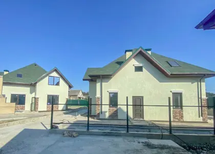 Дом, 170 м² - фото 1