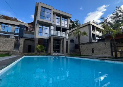 Дом, 396 м² - фото 1