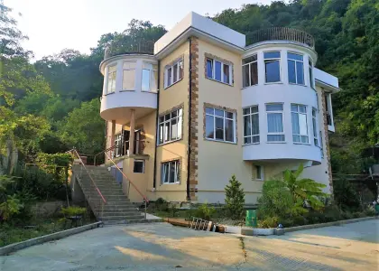 Гостиница - фото 1