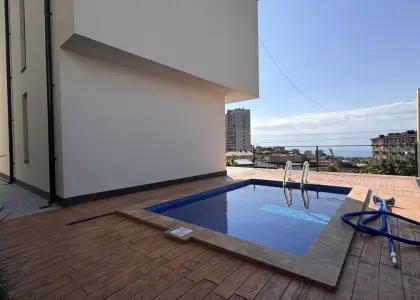 Дом, 220 м² - фото 1