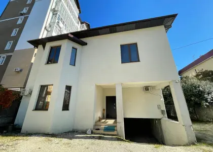 Дом, 202 м² - фото 1